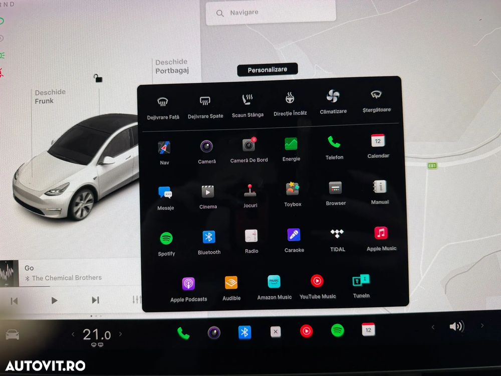 Tesla Model Y - 35