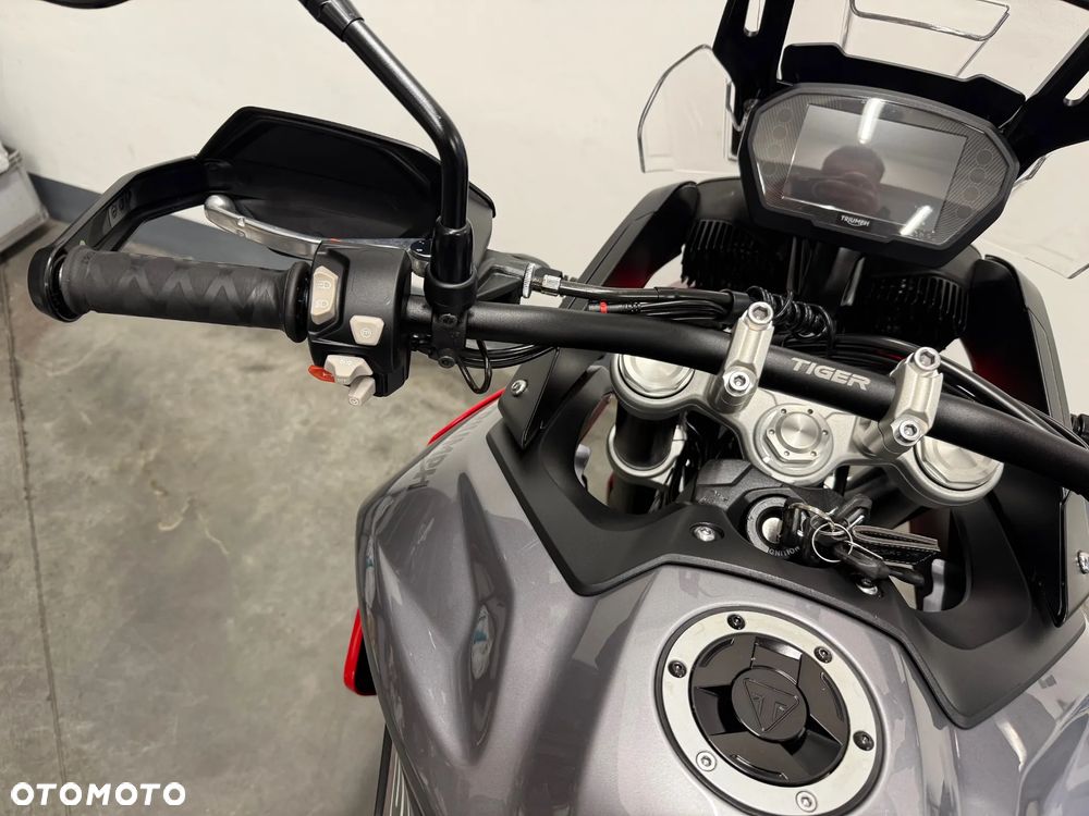 Triumph Tiger - 35