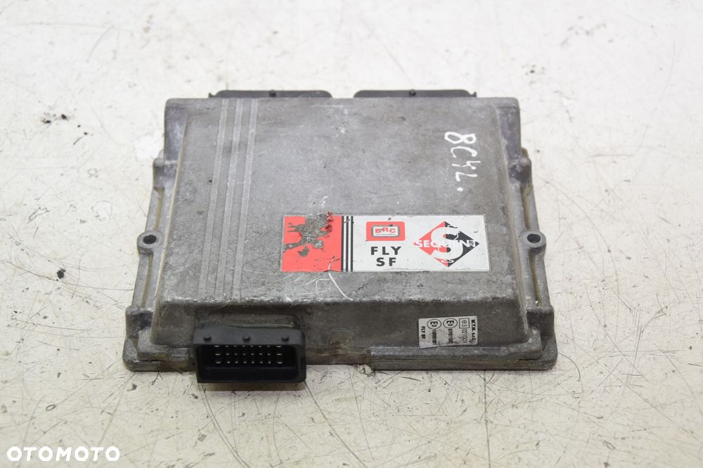 STEROWNIK BRC GAZU LPG DE813021 V8 SEKWENCJA - 1