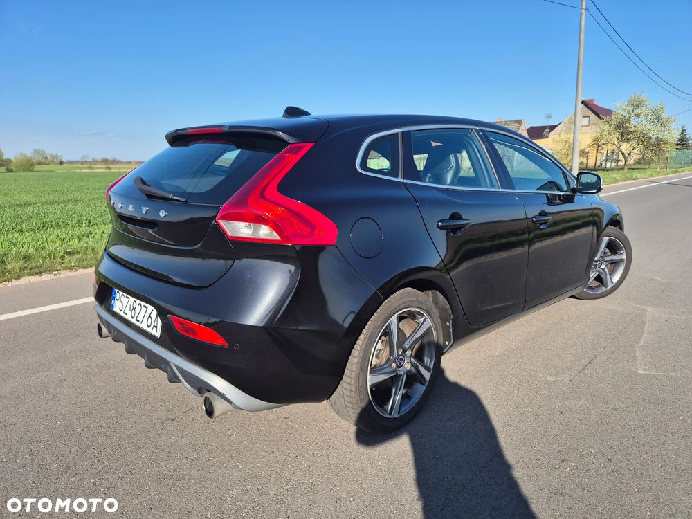 Volvo V40 D2 R Design - 7