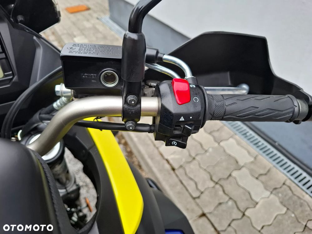 Suzuki DL - 35