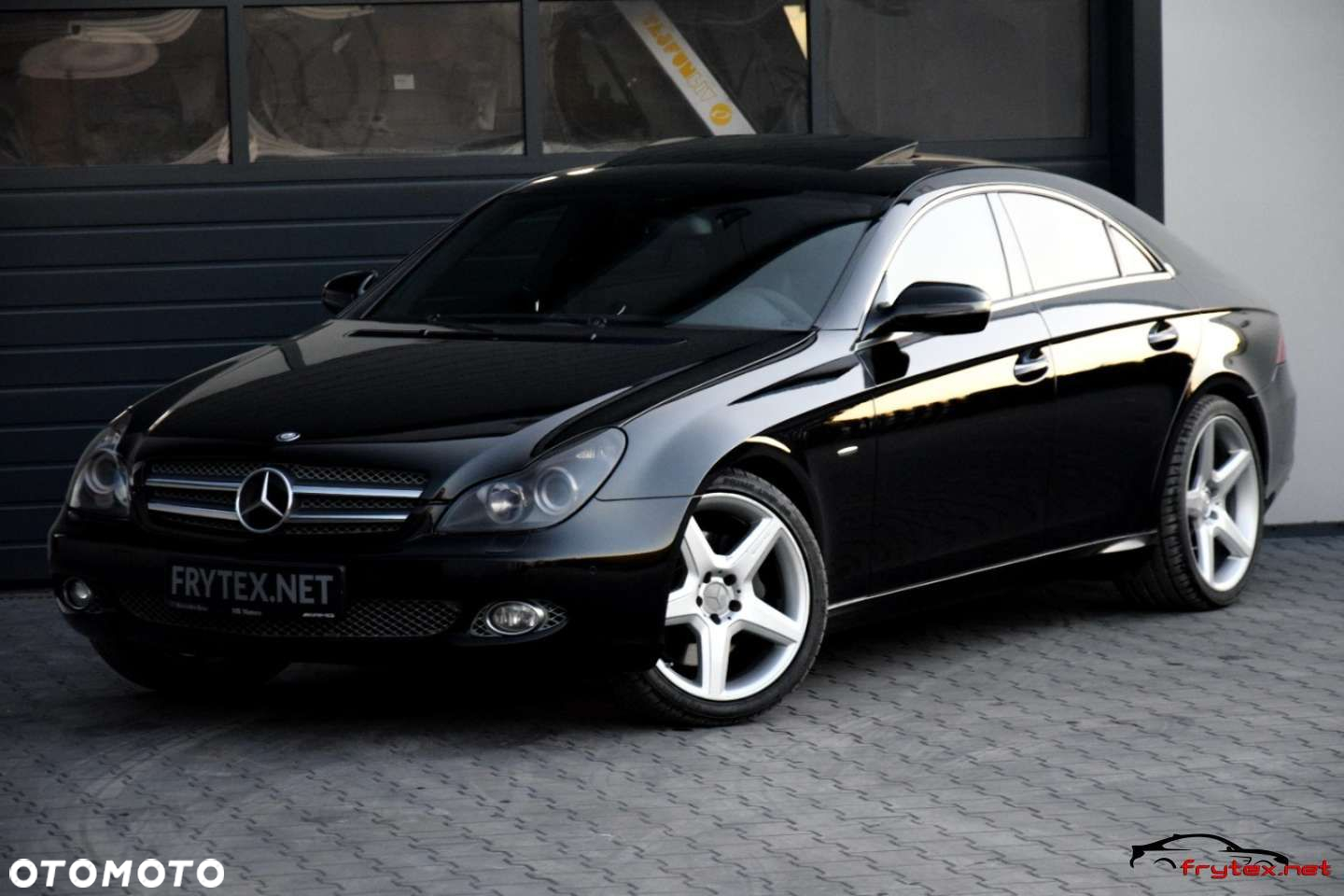 Mercedes-Benz CLS - 10