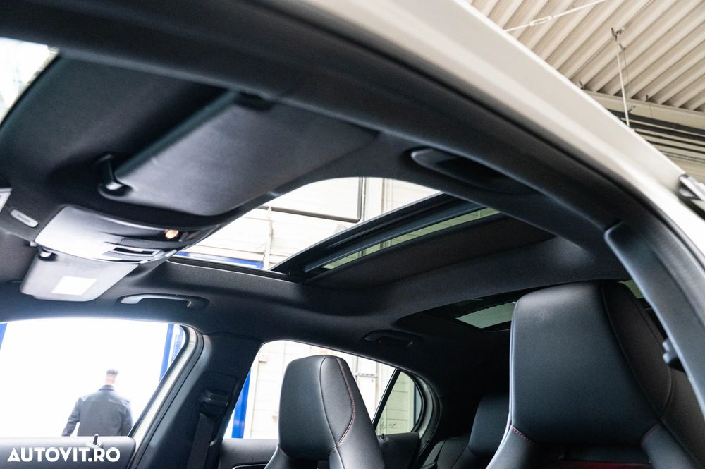 Mercedes-Benz GLA 250 7G-DCT AMG Line - 7