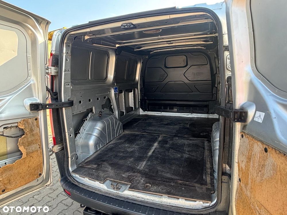 Ford Transit Custom - 22