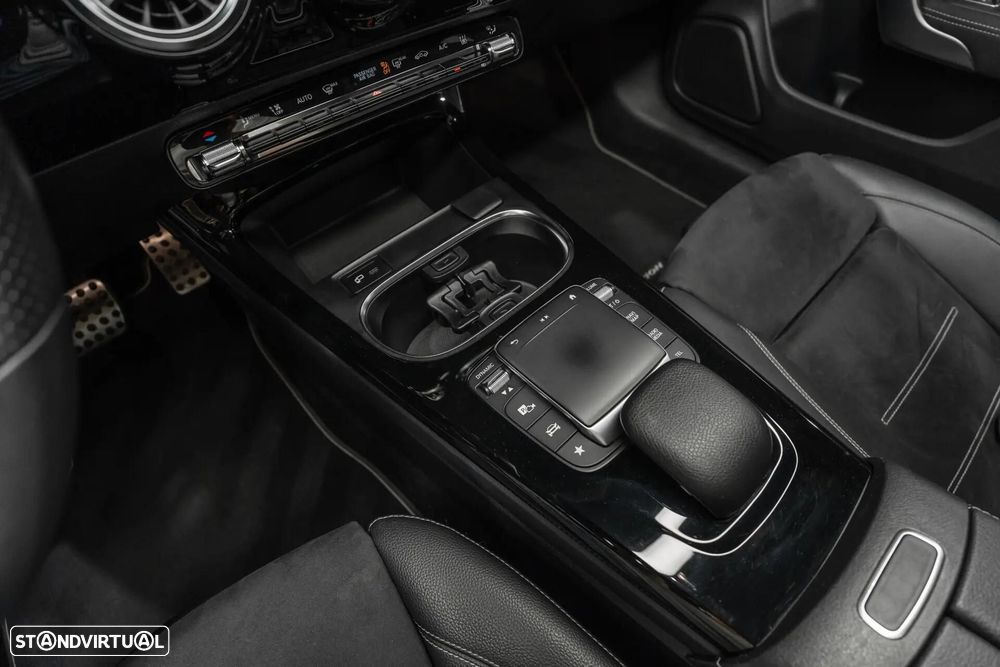 Mercedes-Benz CLA 250 e Shooting Brake AMG Line - 19