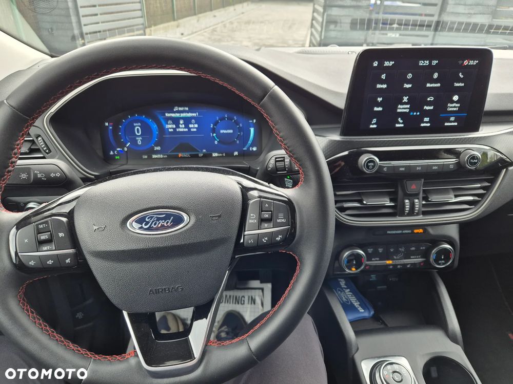 Ford Escape 2.0 EcoBoost AWD Titanium - 15