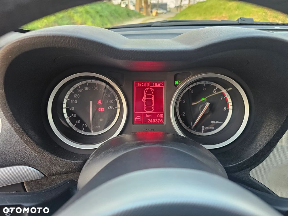 Alfa Romeo 159 1.9JTS Progression - 14