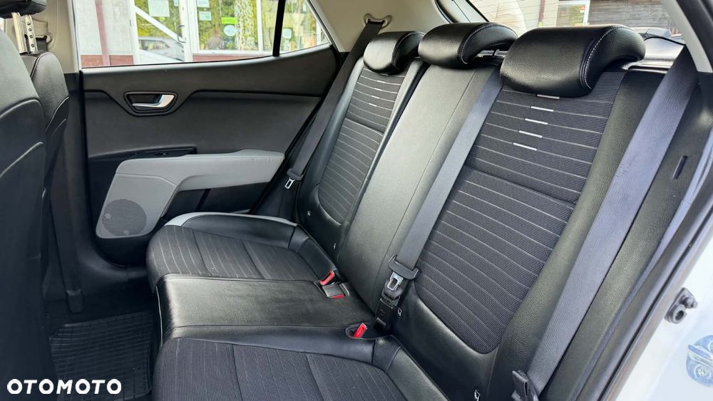 Kia Stonic 1.0 T-GDI Business Line DCT - 30