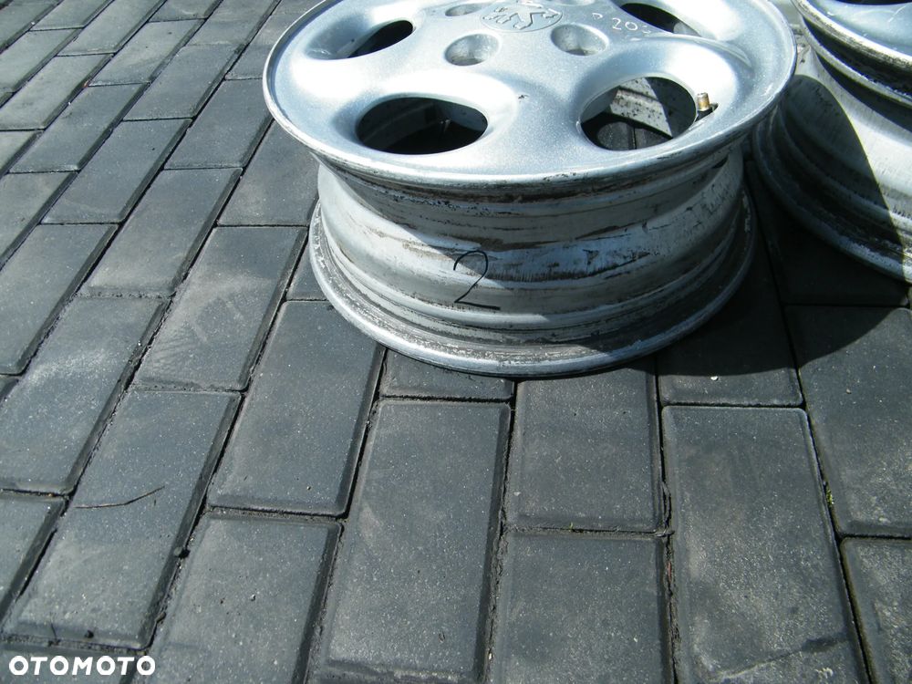 Felgi aluminiowe alufelgi komplet 4x108 ET34/5,5J x 14 otwór 64 - 6