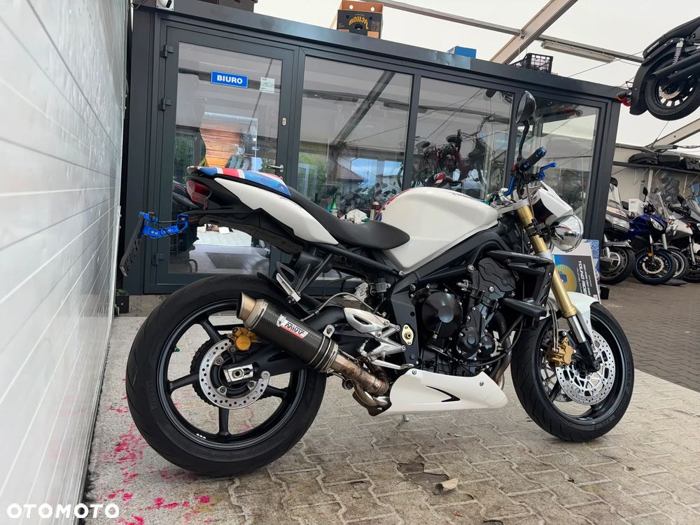 Triumph Street Triple - 5