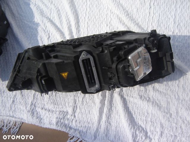 AUDI Q7 LAMPY XENON LED IDEAŁ 4M0941005 - 2