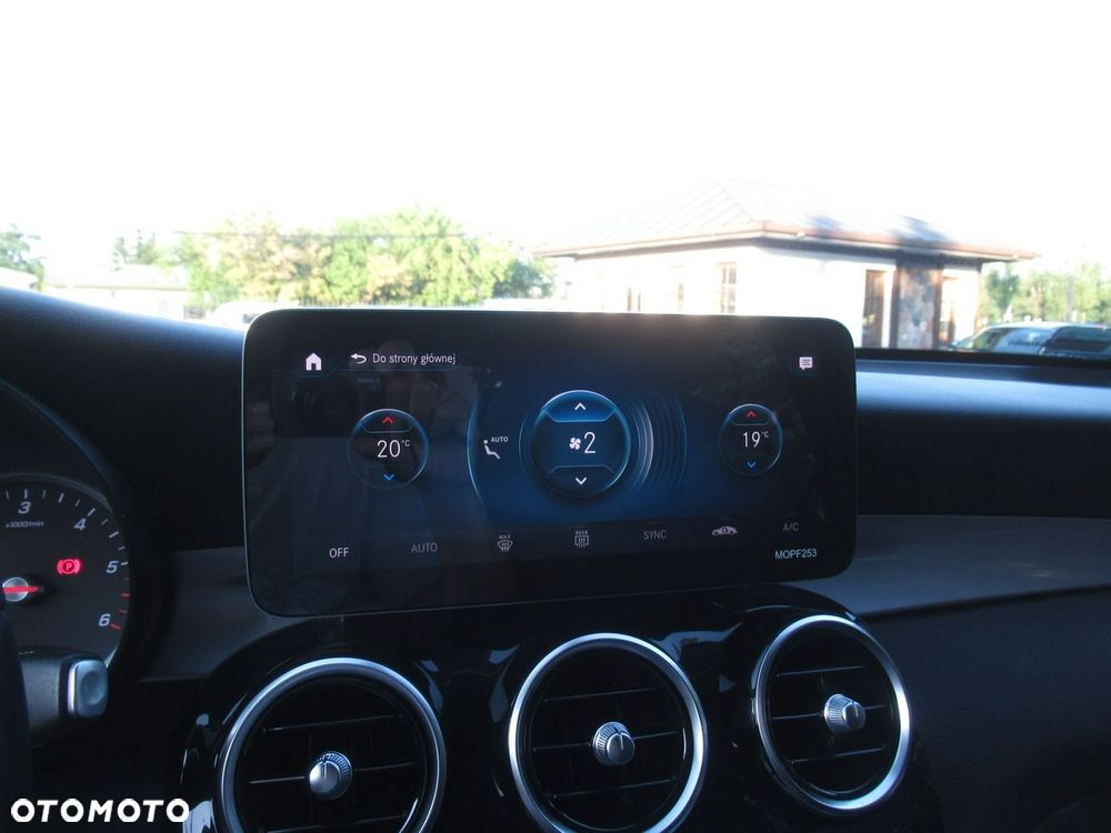 Mercedes-Benz GLC 200 d 4-Matic - 27