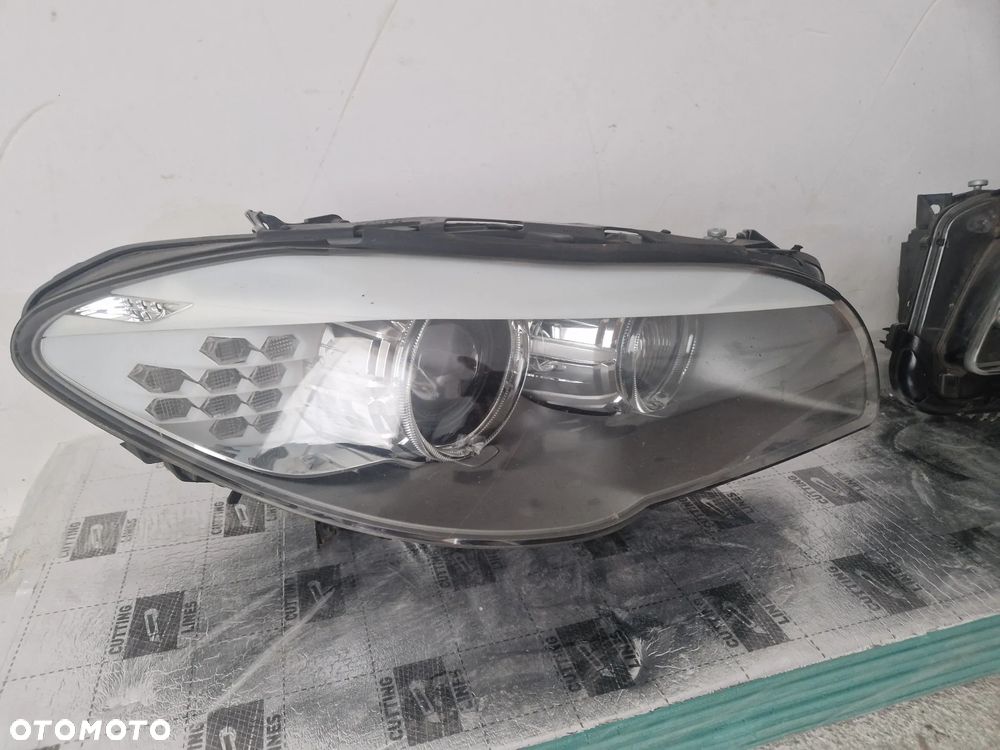 BMW F10 F11 Lampy Przód komplet bixenon skrętny led 7203251 7203252 - 2