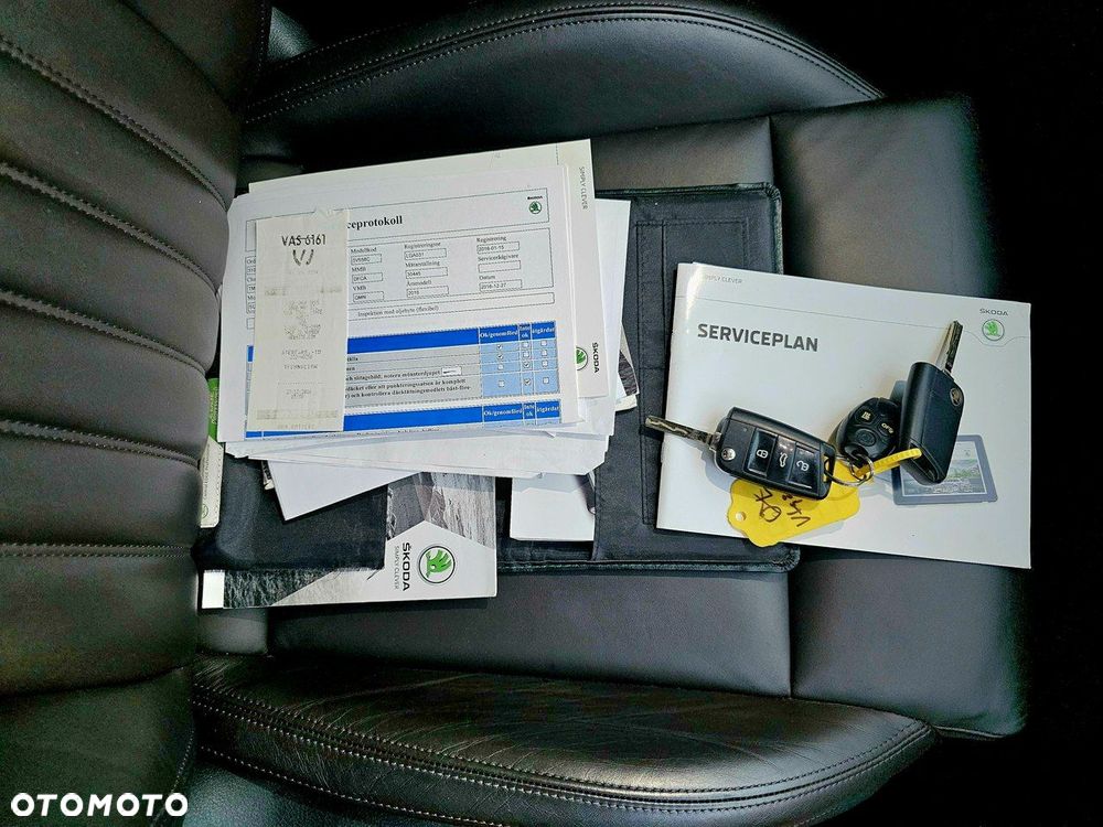 Skoda Superb 2.0 TDI SCR L&K DSG - 29