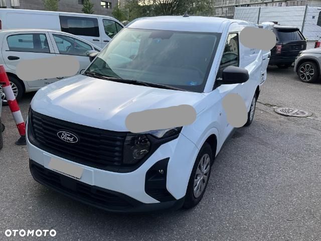 Ford Transit Courier - 1