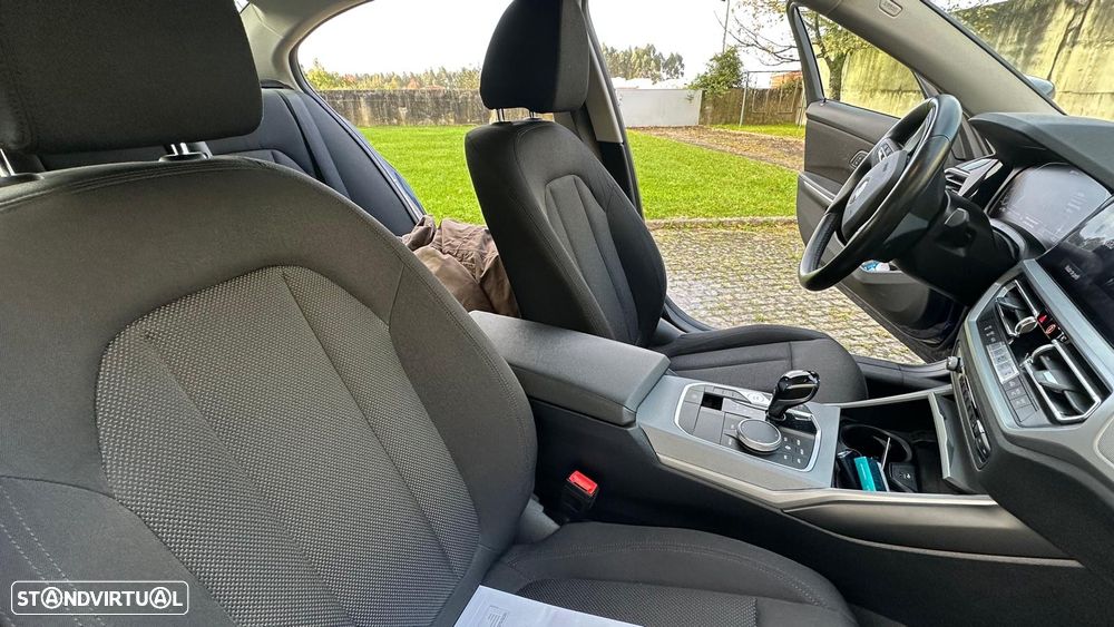 BMW 330 e iPerformance - 14