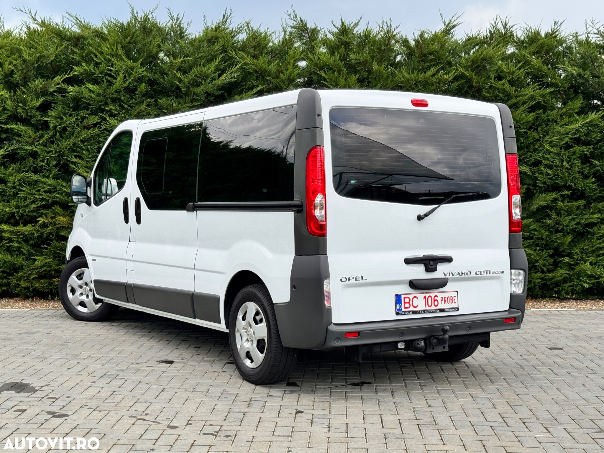 Opel Vivaro - 4