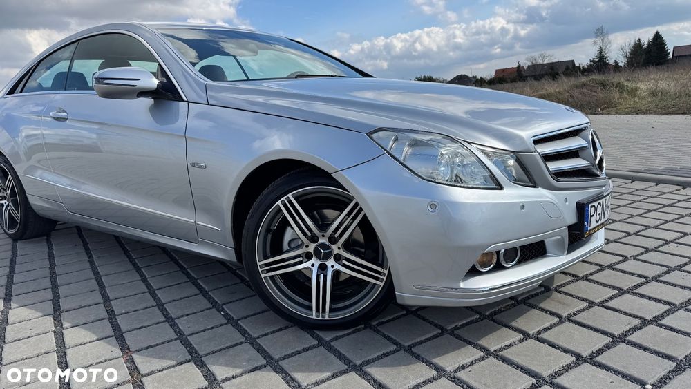 Mercedes-Benz Klasa E 250 CGI BlueEFFICIENCY Automatik Avantgarde - 7