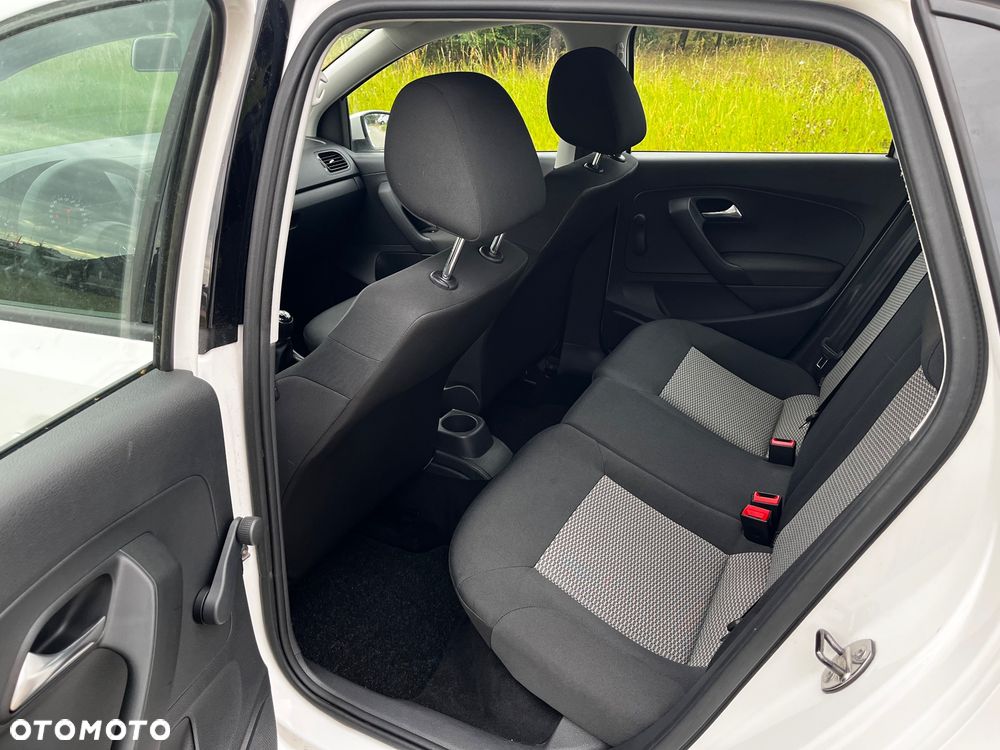 Volkswagen Polo 1.2 12V Comfortline - 19