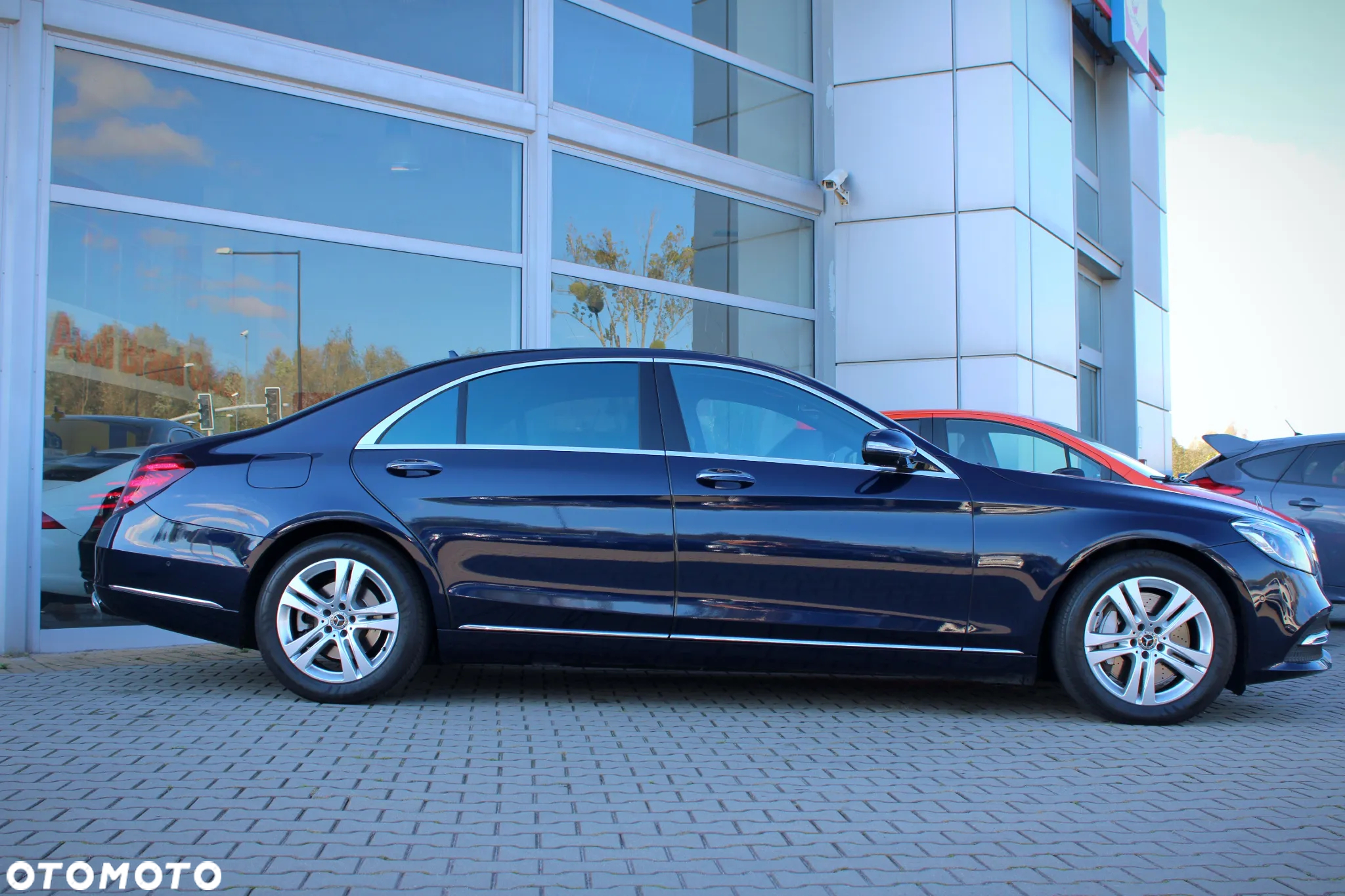 Mercedes-Benz Klasa S 560 4-Matic L 9G-TRONIC - 4