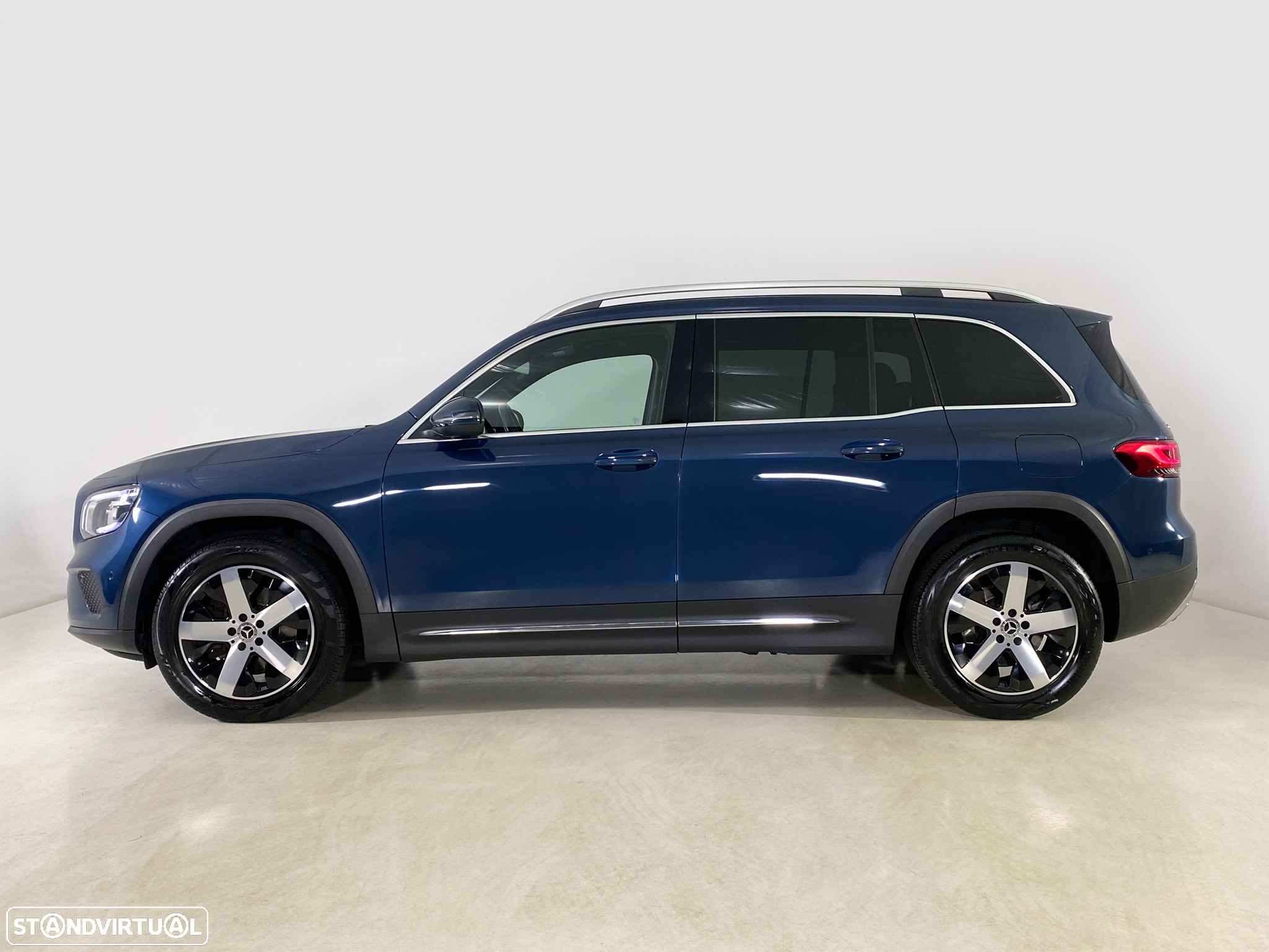Mercedes-Benz GLB 180 d Progressive - 4