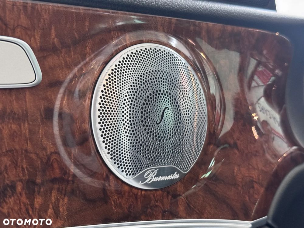 Mercedes-Benz Klasa E 300 9G-TRONIC - 21