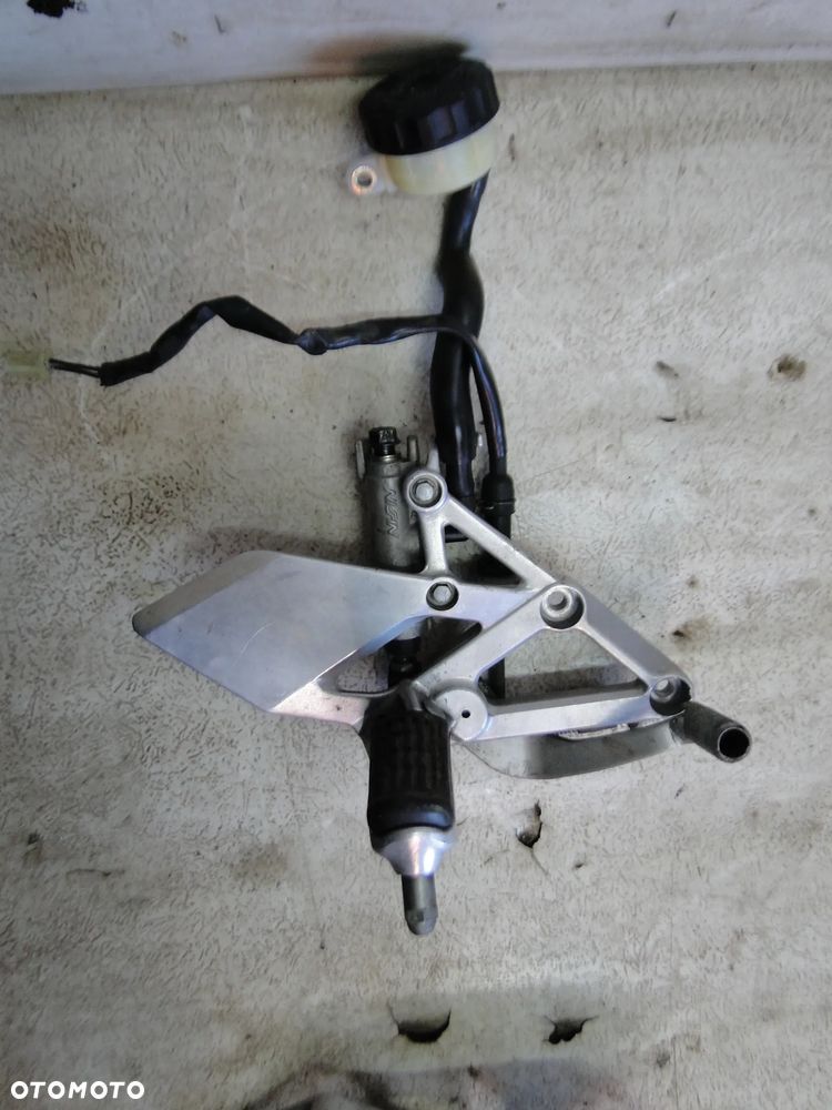 HONDA CBR 600F F3 STOPKA PODNÓŻEK PRAWA POMPA HAMULCOWA 94-98r EUROPA - 3