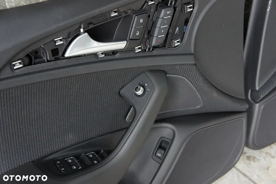 NR 53 Boczki drzwi  tylne do AUDI A6 4G0 wstawki materiałowe - 3