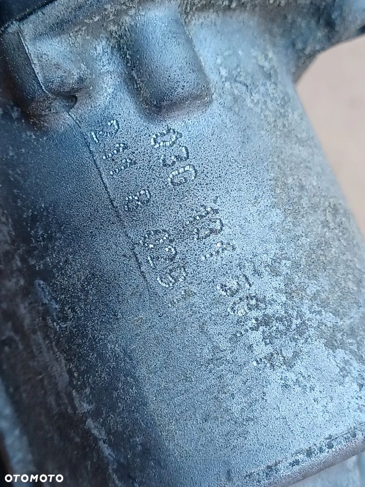 ZAWÓR EGR VW AUDI 2.0 TDI 03G131501P - 2