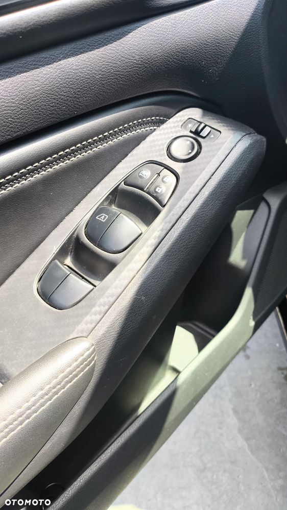 Nissan Altima - 11
