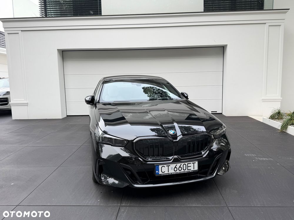 BMW Seria 5 520d xDrive mHEV M Sport - 2