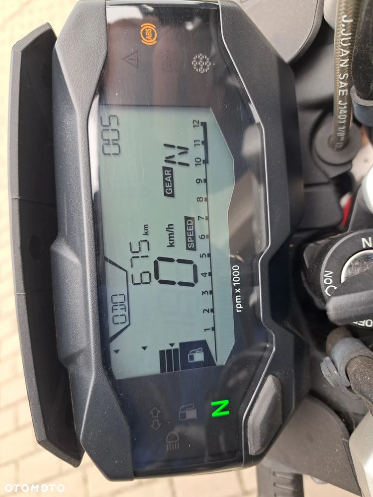 BMW G - 2