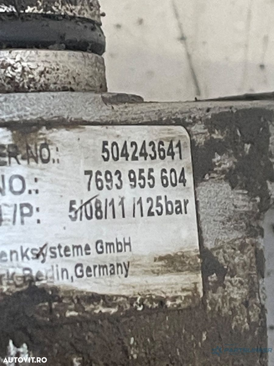 Pompă servo IVECO DAILY 2011 3.0D EURO 5  7693955604 / 504243641 - 2