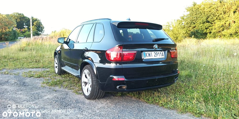 BMW X5 xDrive48i - 14