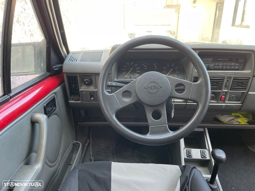 Opel Corsa 1.3 GT - 10