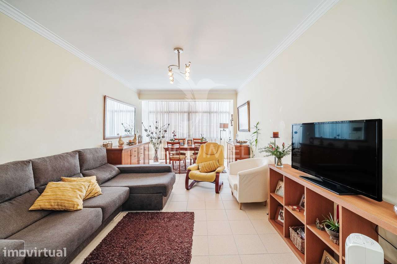 Apartamento T3 em Massamá – Luminosidade, Conforto e Localização Pr... - Grande imagem: 4/32