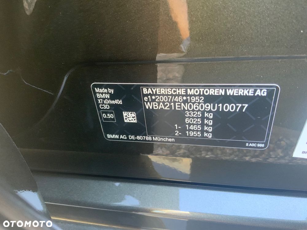BMW X7 xDrive40d mHEV - 12