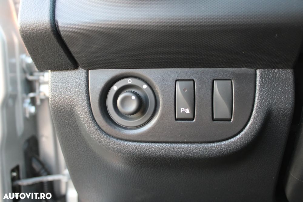 Dacia Logan MCV Blue dCi 95 Stepway - 14