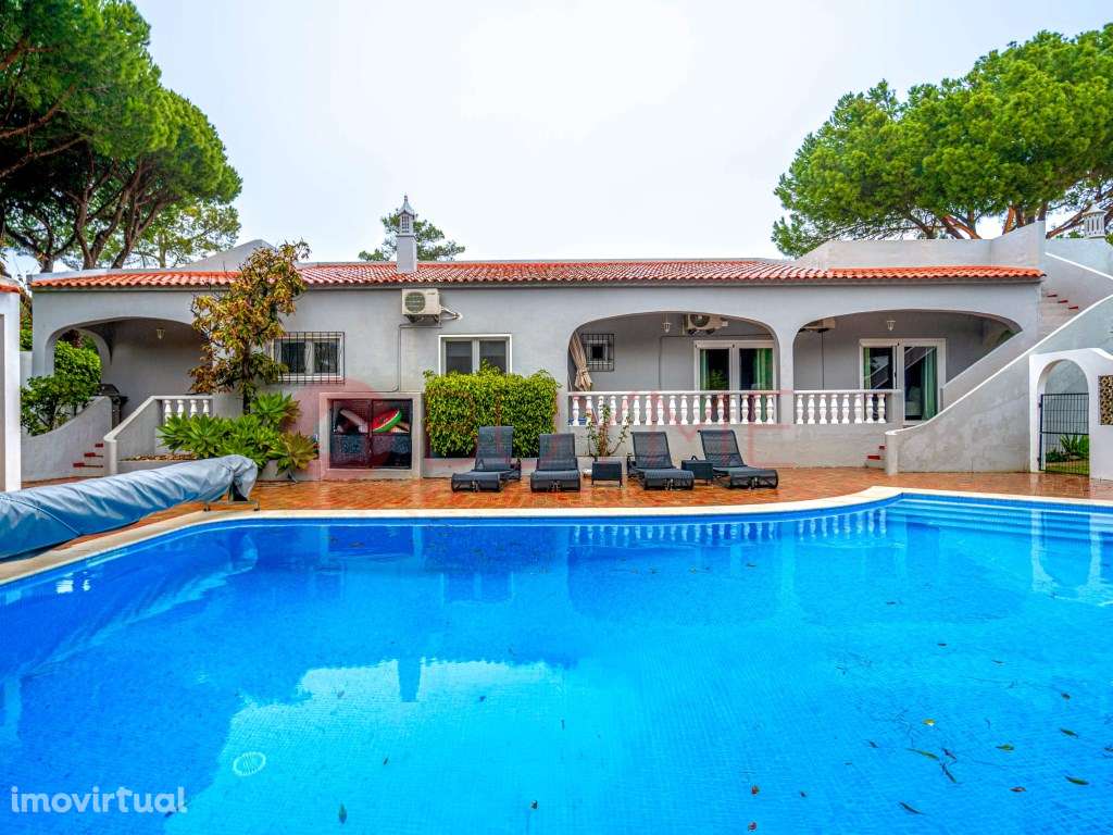 Moradia Nero Arrendamento Anual com 4 Quartos e Piscina a 5 minutos... - Grande imagem: 3/12