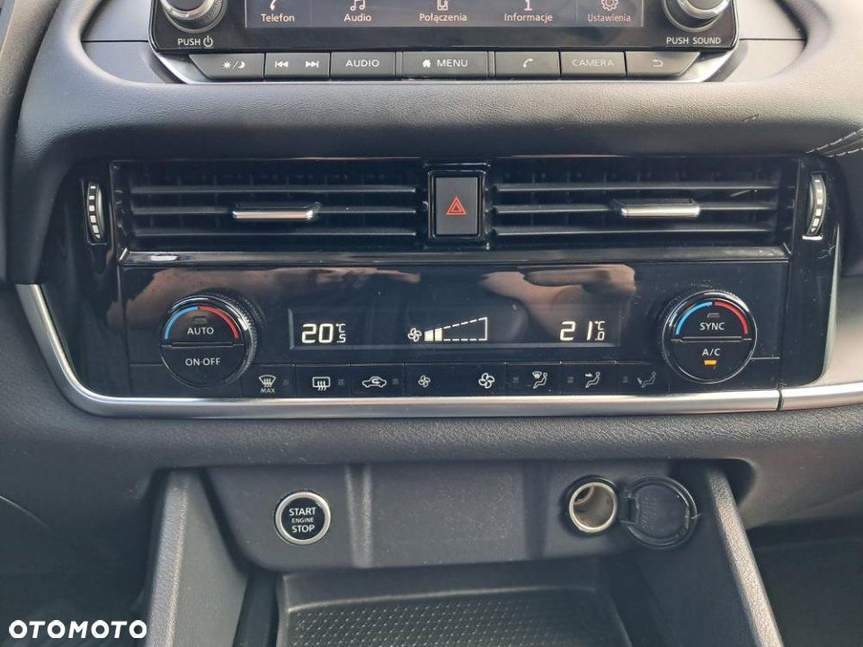 Nissan Qashqai - 25
