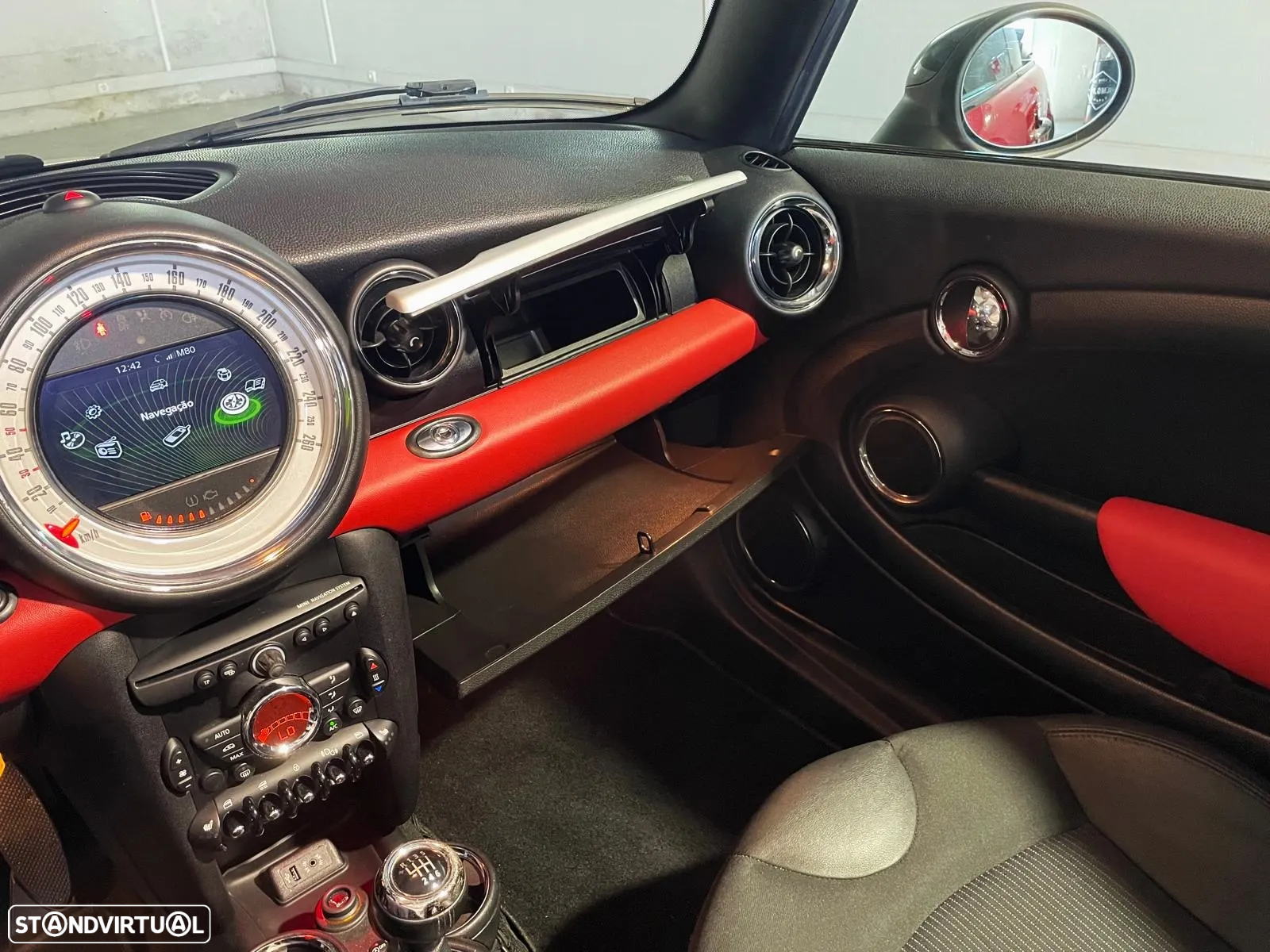 MINI Cabrio Cooper D - 23