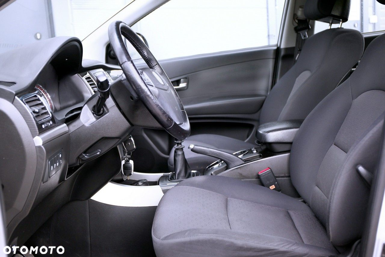 SsangYong/KGM Korando 2.0 4WD Sapphire - 15