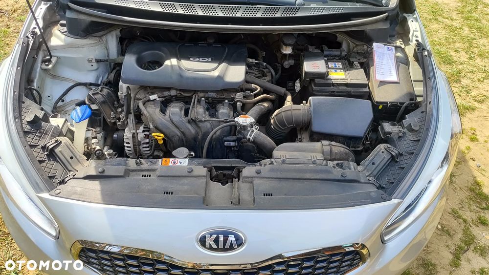 Kia Ceed 1.6 GDI Smart Plus - 10