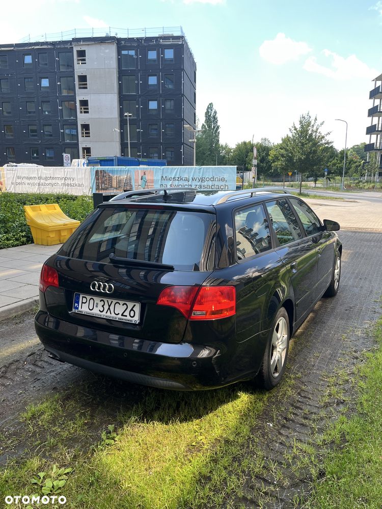 Audi A4 Avant - 4
