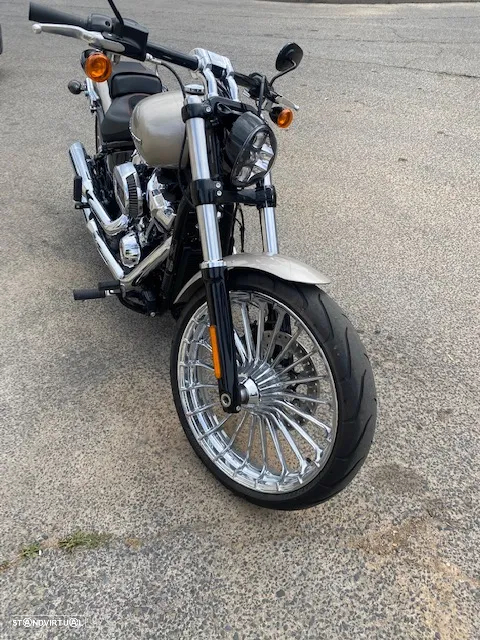 Harley-Davidson Softail BREAKOUT 114 - 5