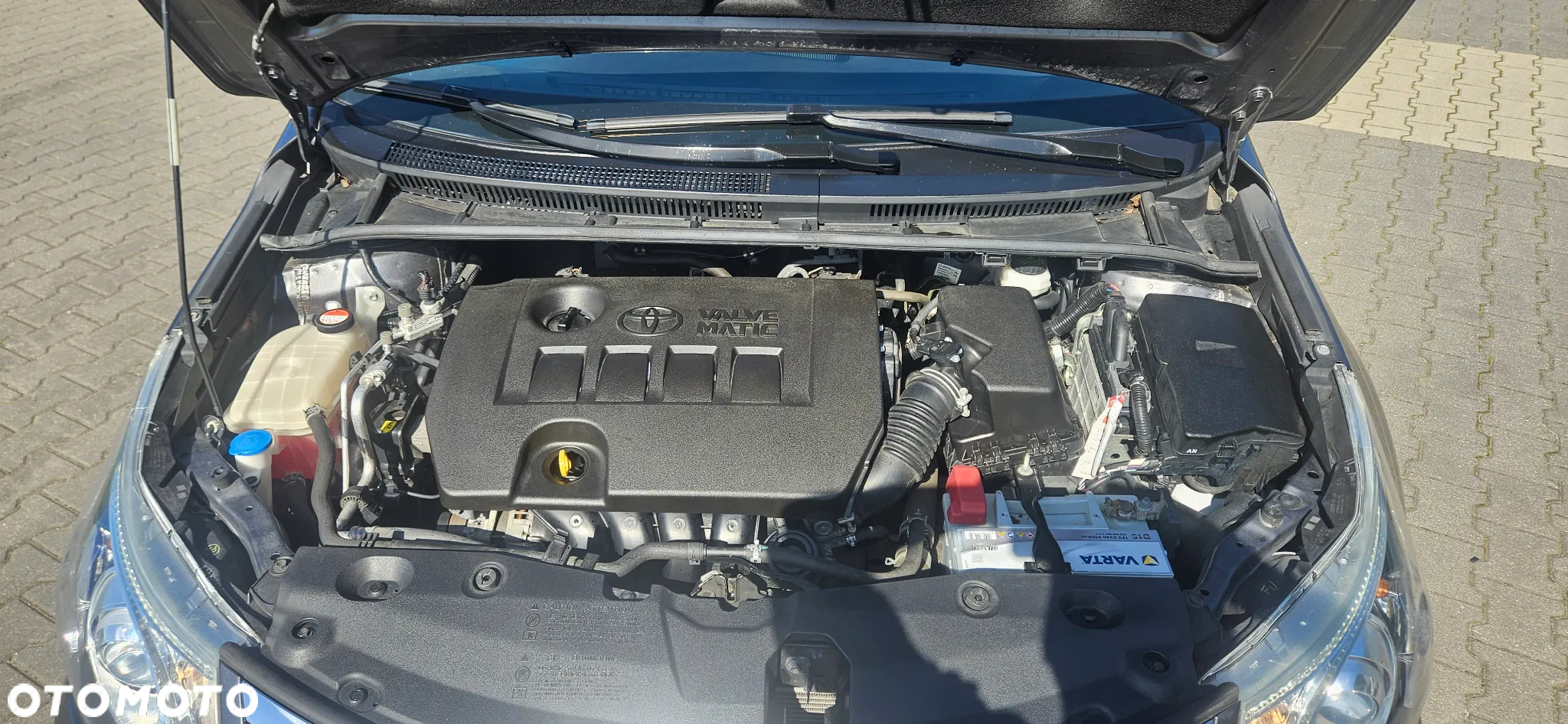 Toyota Avensis Combi 1.8 Edition - 19