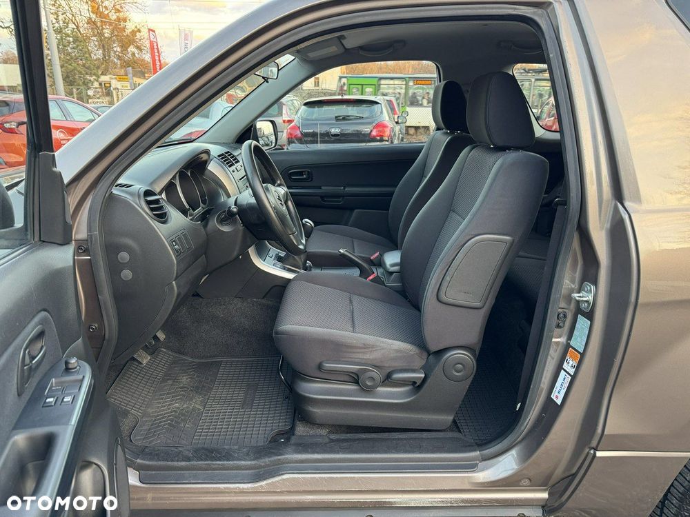 Suzuki Grand Vitara - 18