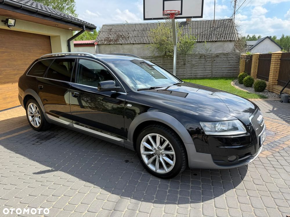 Audi A6 Allroad - 12