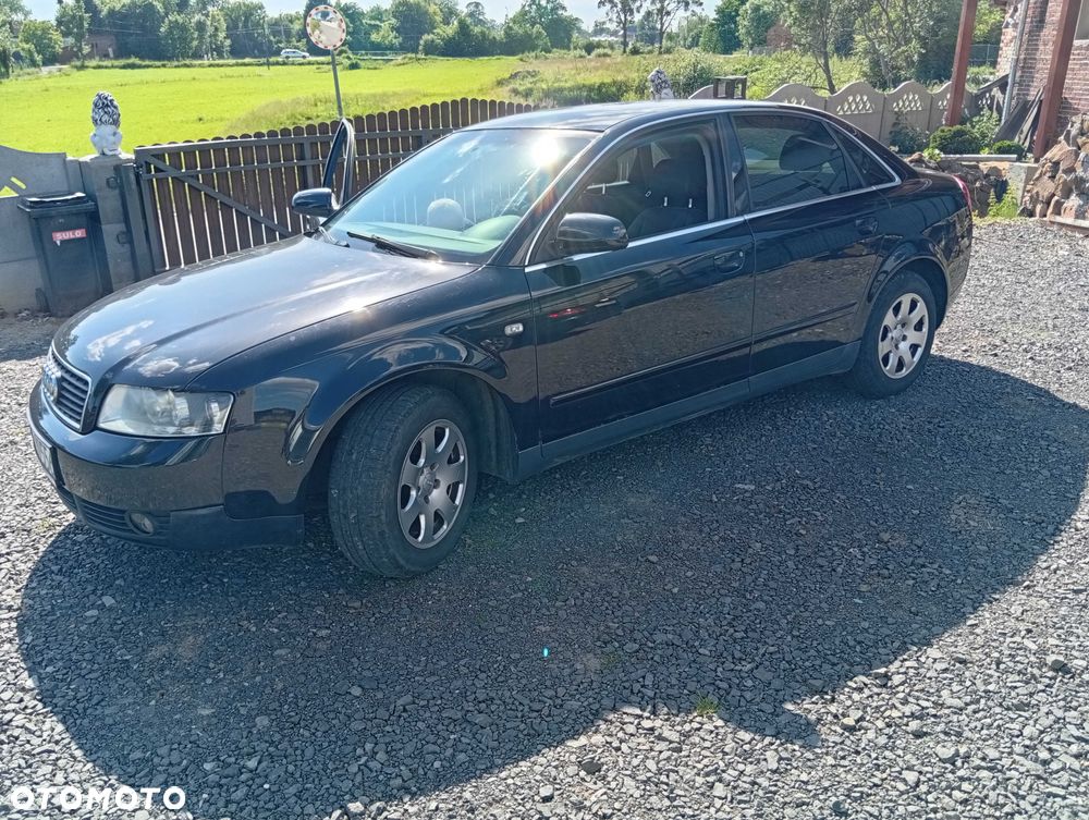 Audi A4 Avant - 1