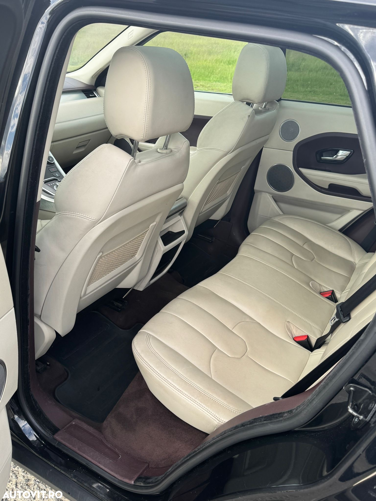 Land Rover Range Rover Evoque - 8